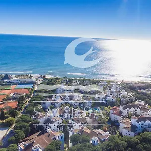 Jardines De Golondrinas Marbella